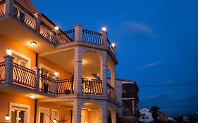 Apartments Villa Paradise